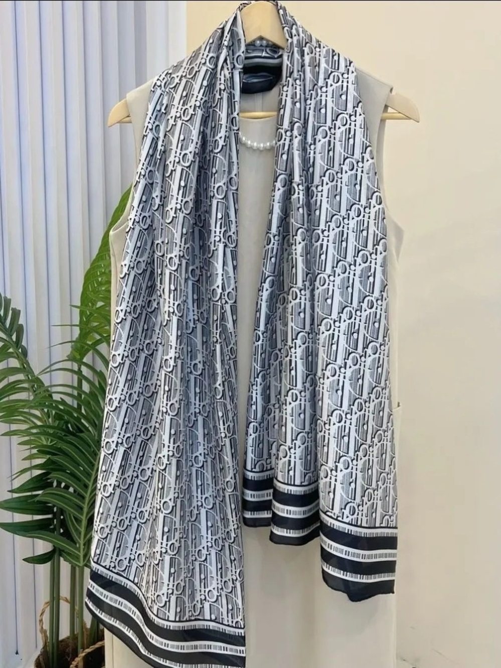 Elegant Black & White Patterned Women's Scarf
